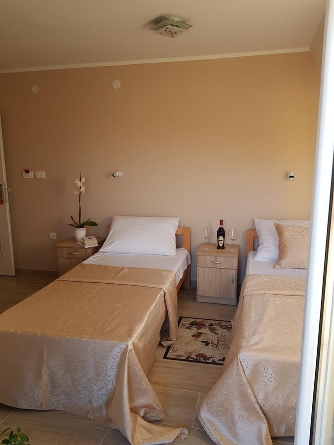 Fruskogorska Terasa Apartment Novi Sad Exterior foto